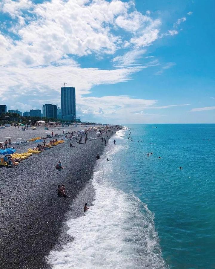 Panoramic Sea And City View Aparthotel In Orbi City Batumi Exterior foto